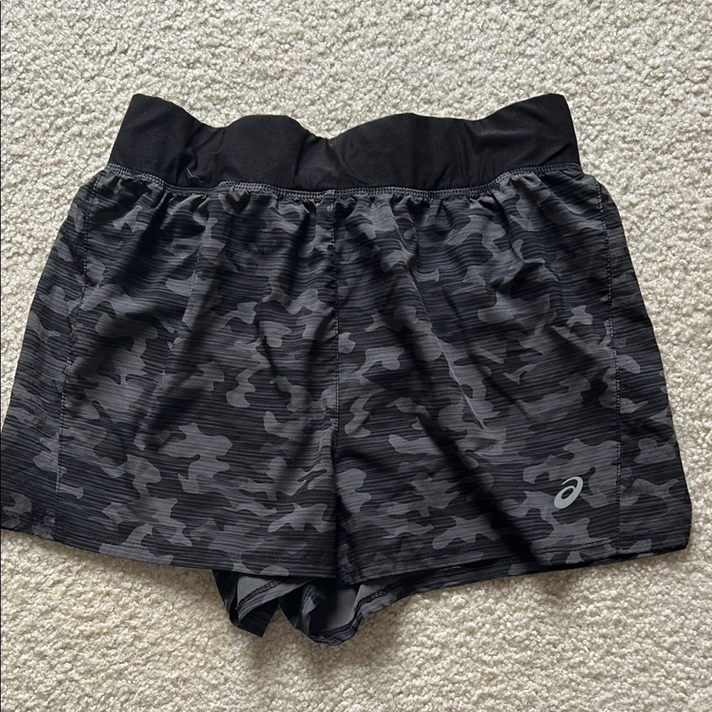 Asics Women's Black Camo Shorts